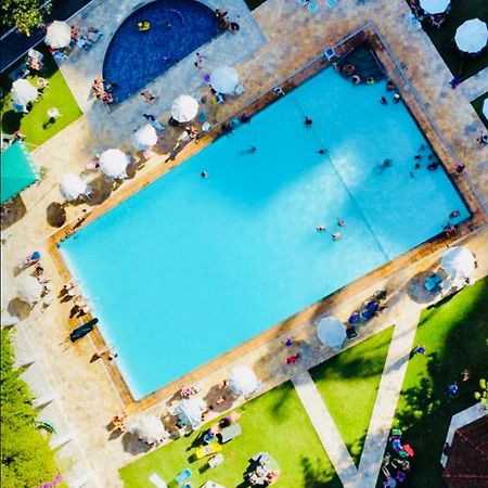 Apartamento Condominio Quisisana Centro Pocos De Caldas Lazer Completo, Uma Estrutura De Resort エクステリア 写真