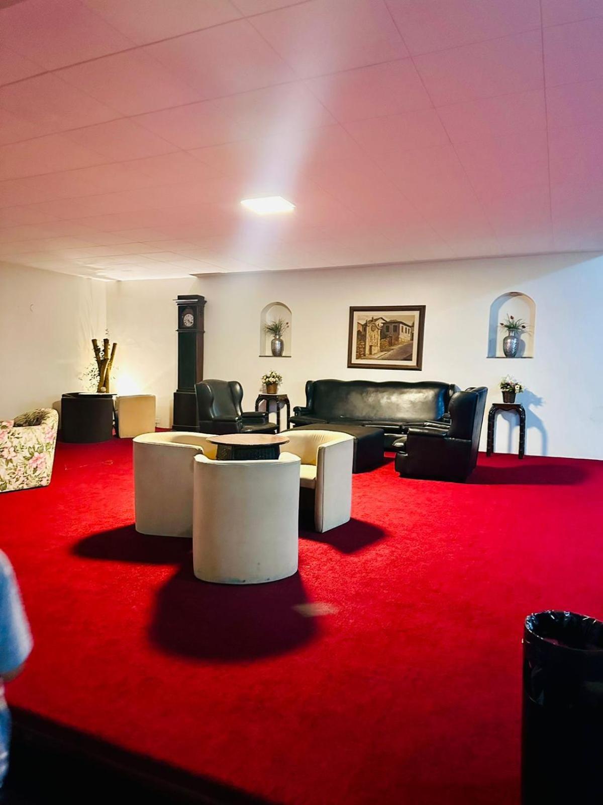 Apartamento Condominio Quisisana Centro Pocos De Caldas Lazer Completo, Uma Estrutura De Resort エクステリア 写真